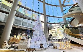 香港九龍東皇冠假日酒店